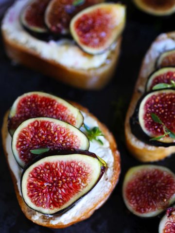 Figs and cheese