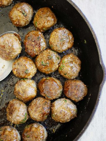 Beef meatballs with herbs and spices