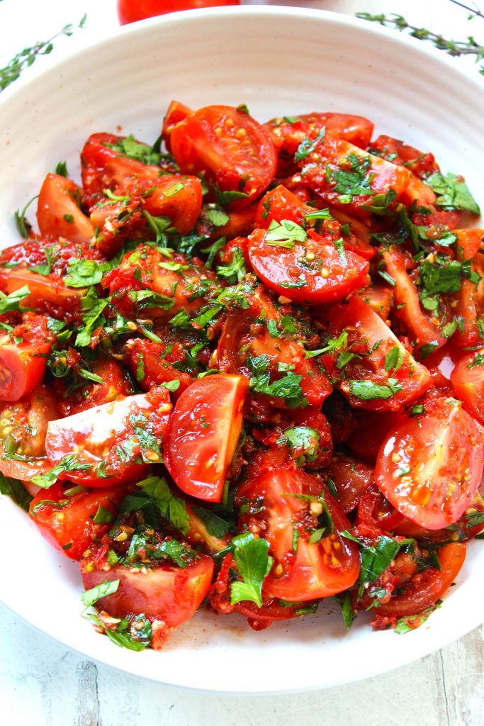 Tomato salad with chopped parsley